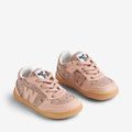 Wheat Footwear Barefoot Sneaker Aslan Sneaker 9898 dime rose small flowers