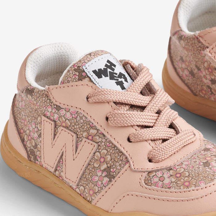 Wheat Footwear Barefoot Sneaker Aslan Sneaker 9898 dime rose small flowers