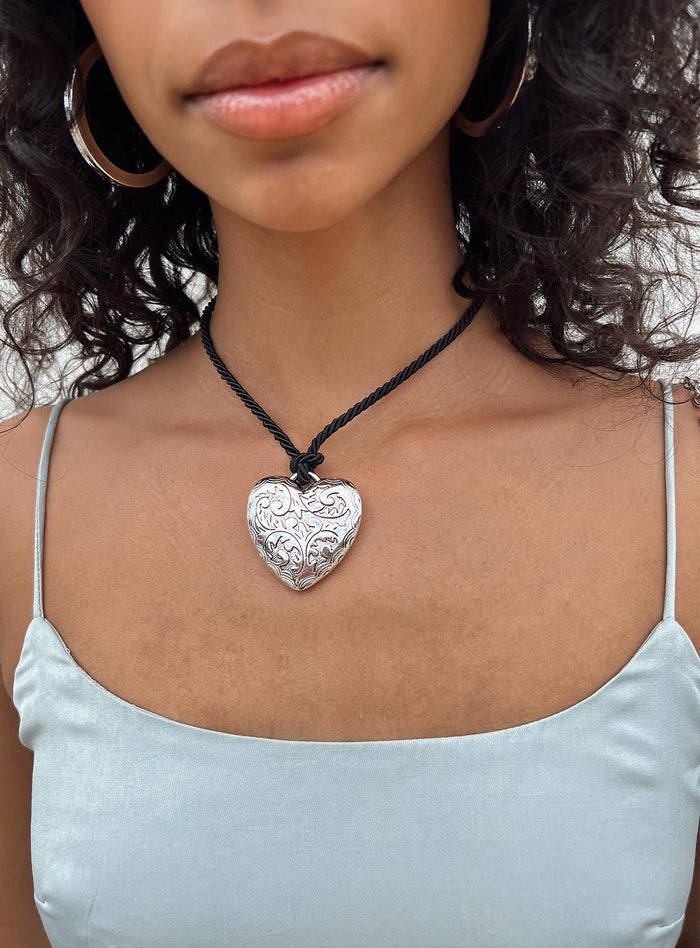Necklace Cord style chain Silver-toned heart pendant Tie fastening
