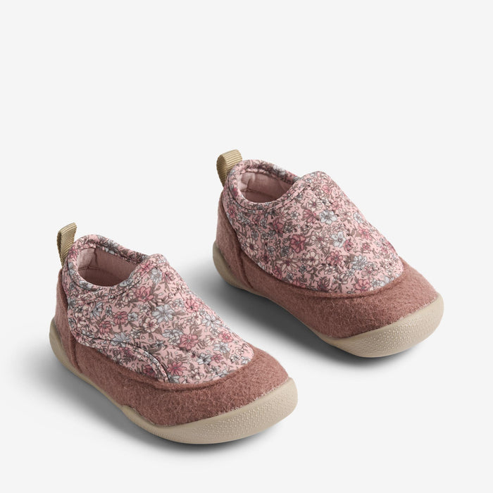 Wheat Footwear Indoor Shoe Mulle Indoor Shoes 9540 soft lavender flowers