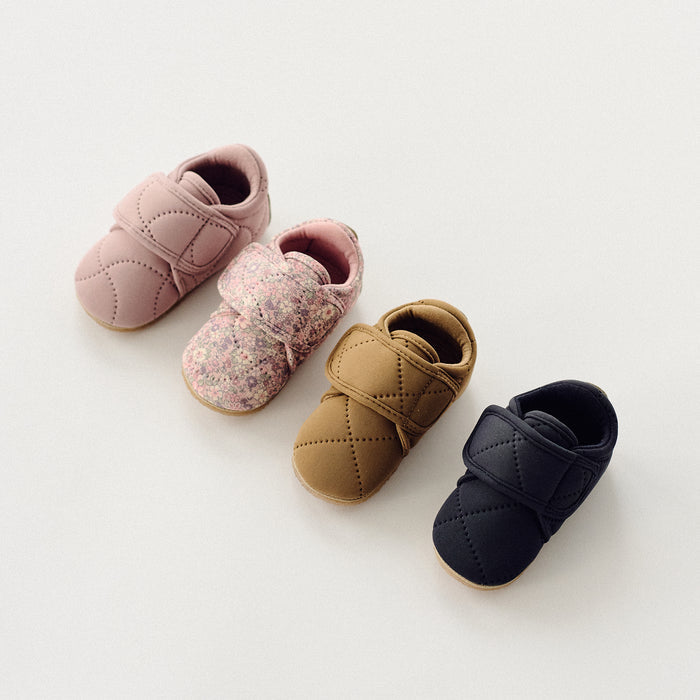 Wheat Footwear Indoor Shoe Sasha Indoor Shoes 2598 powder flower meadow