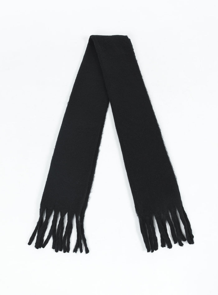 Scarf Soft knit material with good stretch