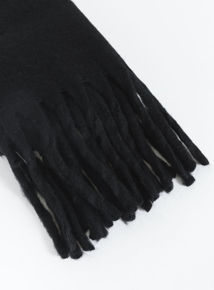 Scarf Soft knit material with good stretch