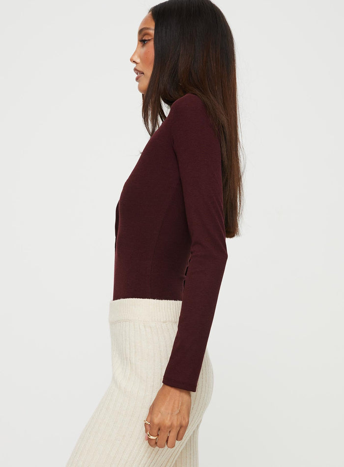 side view of model wearing Princess Polly Kandis Long Sleeve Bodysuit Burgundy Long Sleeve Tops