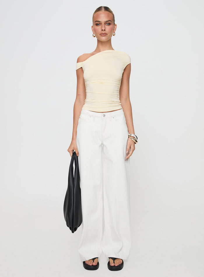 front view of model wearing Princess Polly Lando Jean White Mid Rise