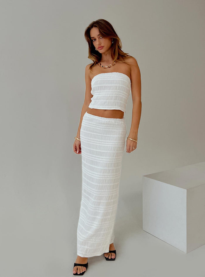 Matching set Strapless style, shirred material, invisible zip fastening, elasticated waistband, split in hem at side Non-stretch material, fully lined