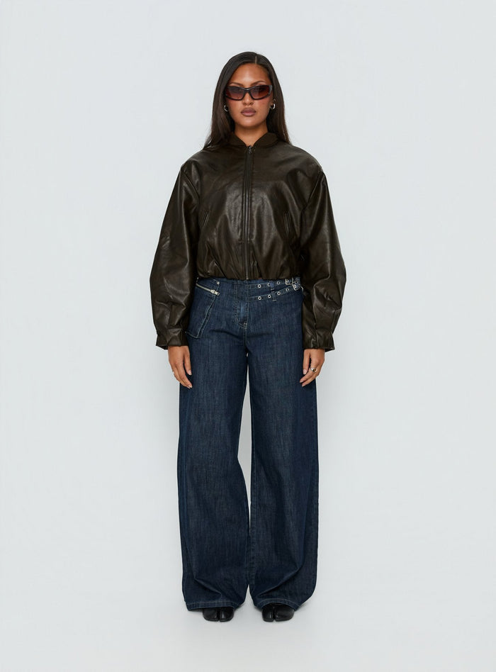 front view of model wearing Princess Polly Paltrow Mid Rise Wide Leg Cargo Jeans Dark Blue Wash Mid Rise Jeans