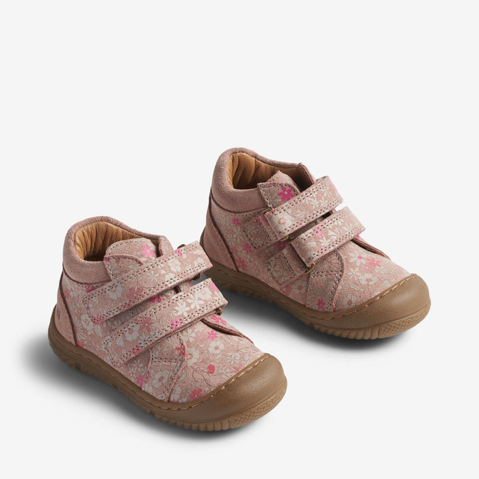 Wheat Footwear Prewalker Ivalo Prewalker 9458 rose white flowers