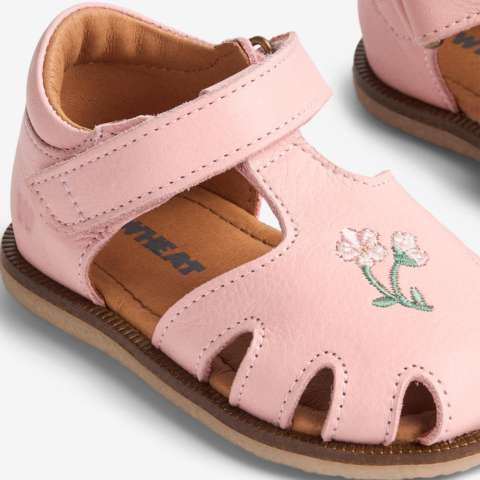 Wheat Footwear Sandal Lowe Sandal 2270 misty rose