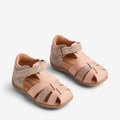 Wheat Footwear Sandal Robbie Sandal 9422 coral flowers