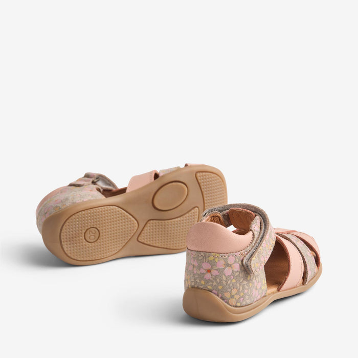 Wheat Footwear Sandal Robbie Sandal 9422 coral flowers