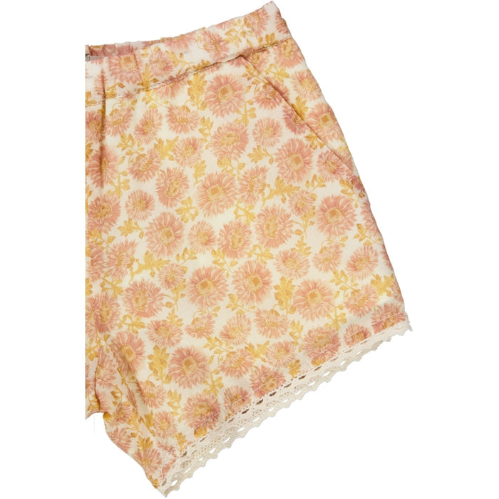 Wheat Main Shorts Ina Shorts 2475 rose flowers