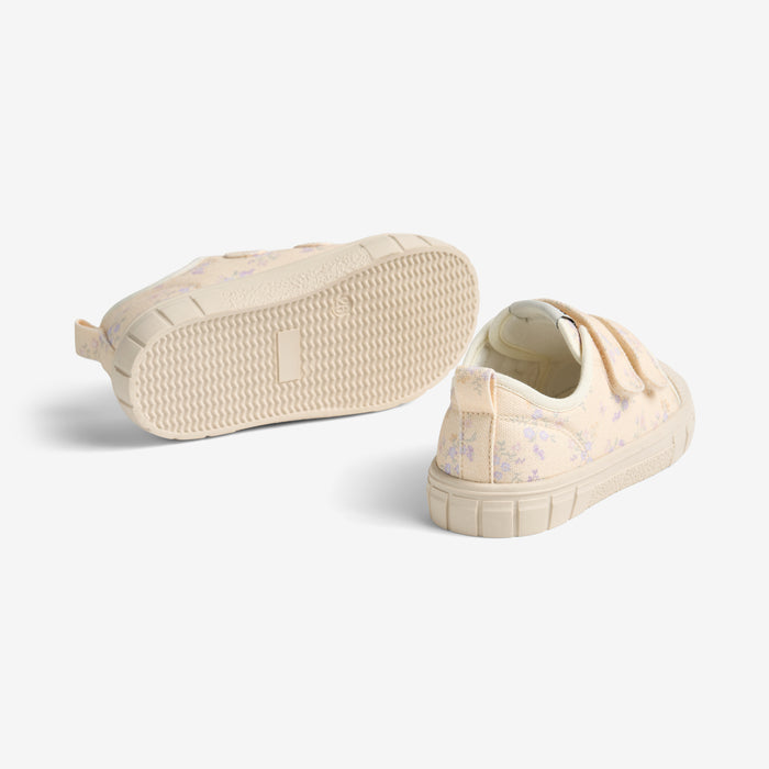 Wheat Footwear Sneaker Bobbie Sneaker 9632 barely apricot flowers