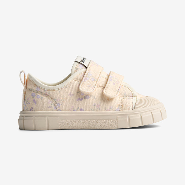 Wheat Footwear Sneaker Bobbie Sneaker 9632 barely apricot flowers