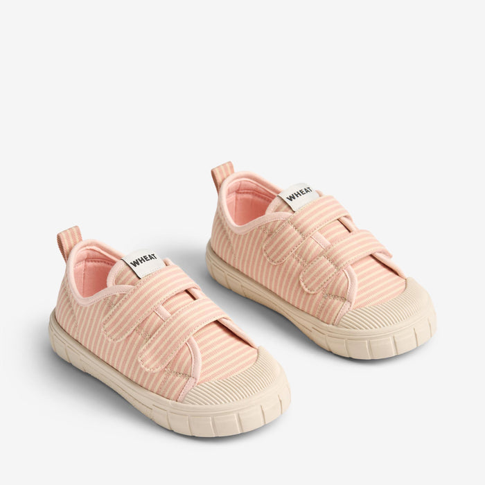 Wheat Footwear Sneaker Bobbie Sneaker 1198 rose stripe