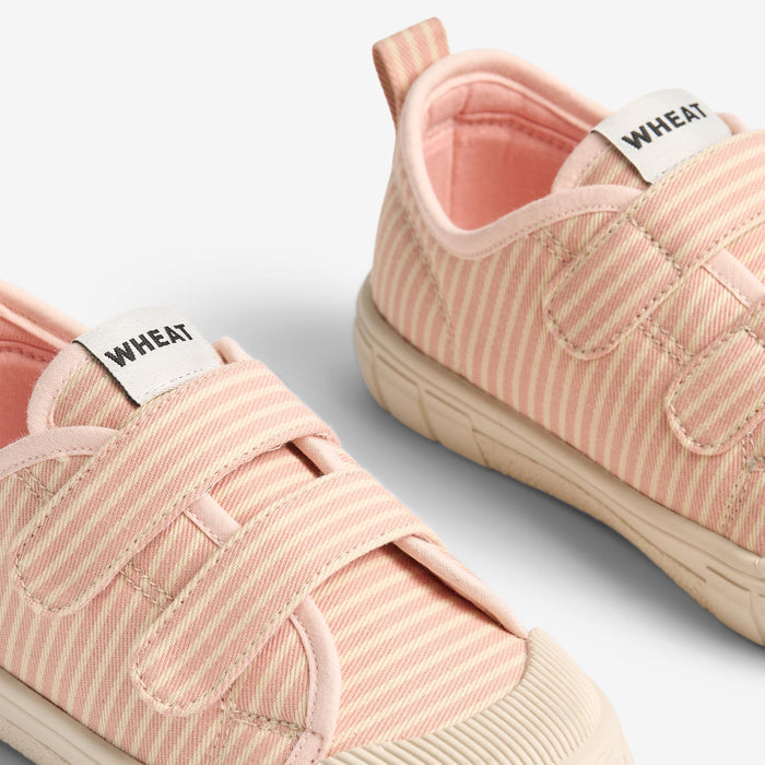 Wheat Footwear Sneaker Bobbie Sneaker 1198 rose stripe