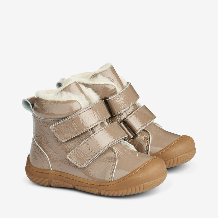Wheat Footwear Snugga Wool Patent | Baby Prewalkers 0090 taupe