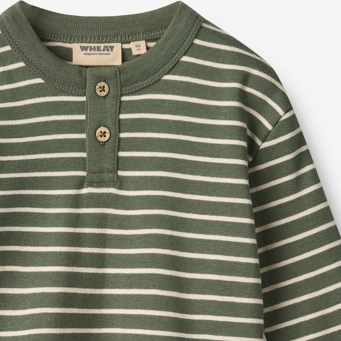 Wheat Main T-shirt L/S Osvald T-Shirt 4076 dark green stripe