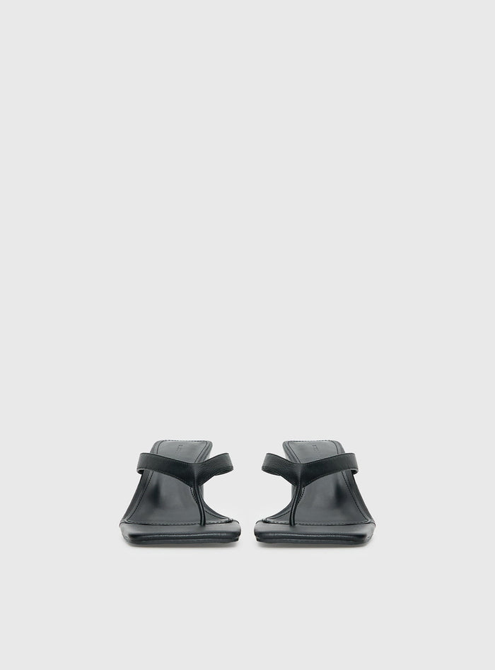 The Mona Heels Black
