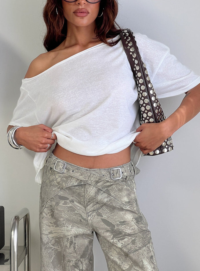 Winny Off Shoulder Tee White