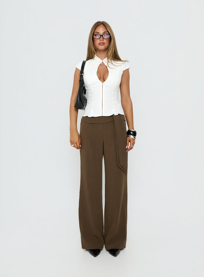 Yalanda Cut Out Collared Top White